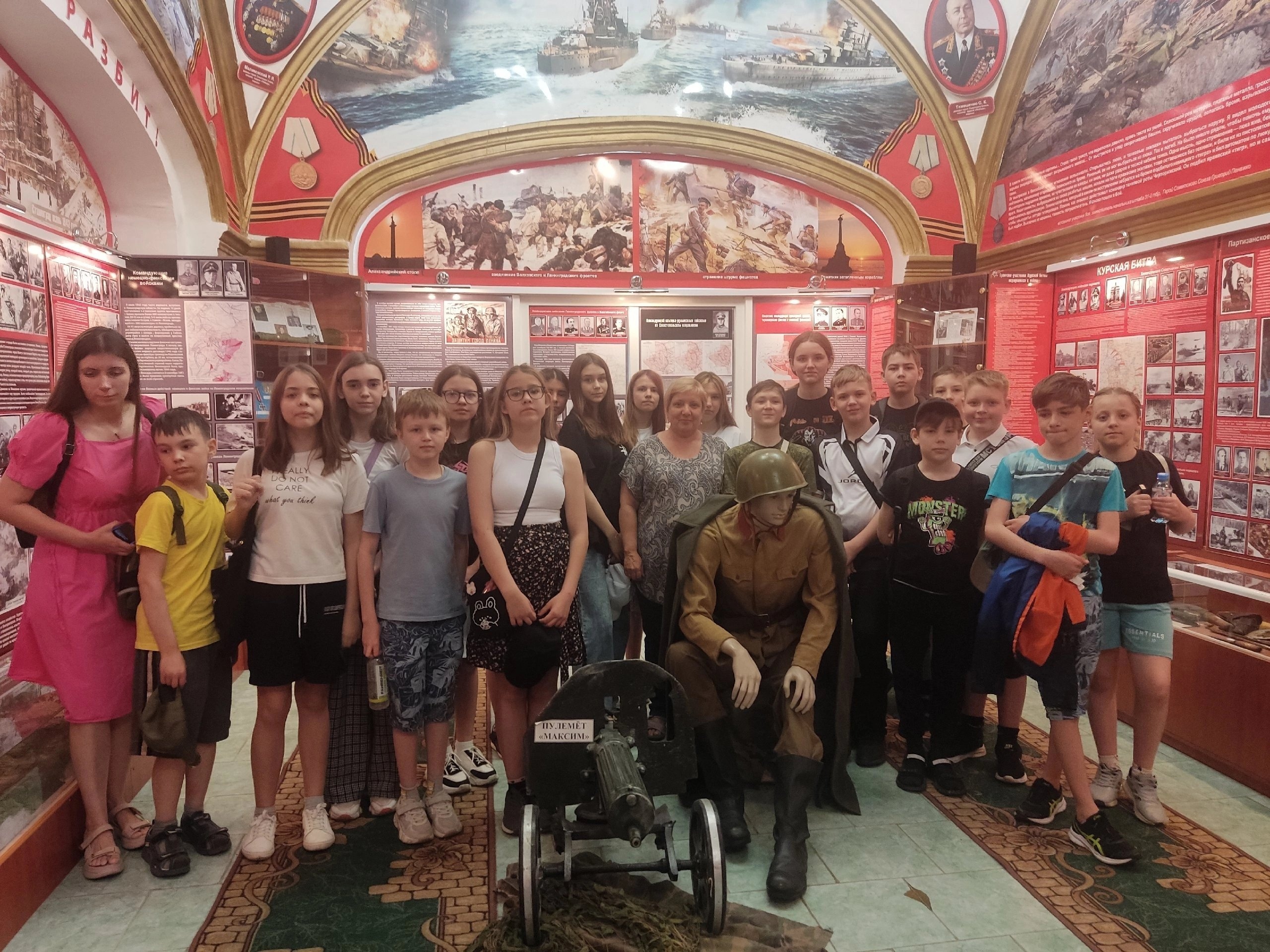 Музей Великой Отечественной и Второй Мировой войны посетили учащиеся 10 школы